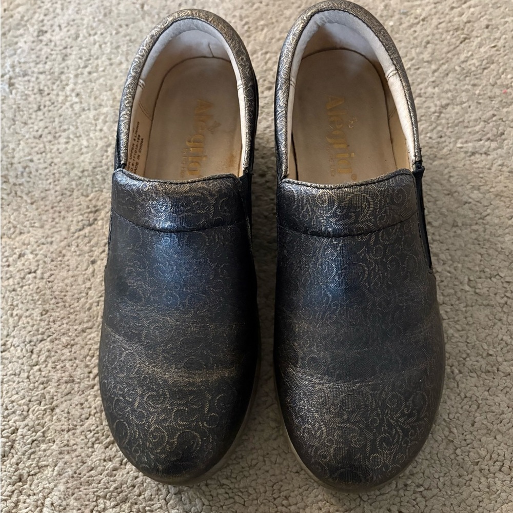 Alegria Eryn Bronze Swirl Metalic Leather Slipon Wedge Clogs EU size 37 US 6.5-7